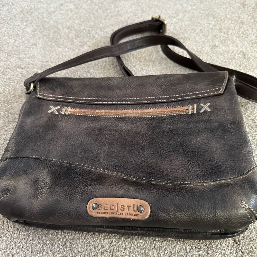 Barely used - excellent condition BedStu bag